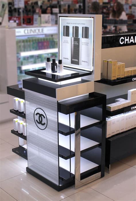 chanel display uk|Chanel display ideas.